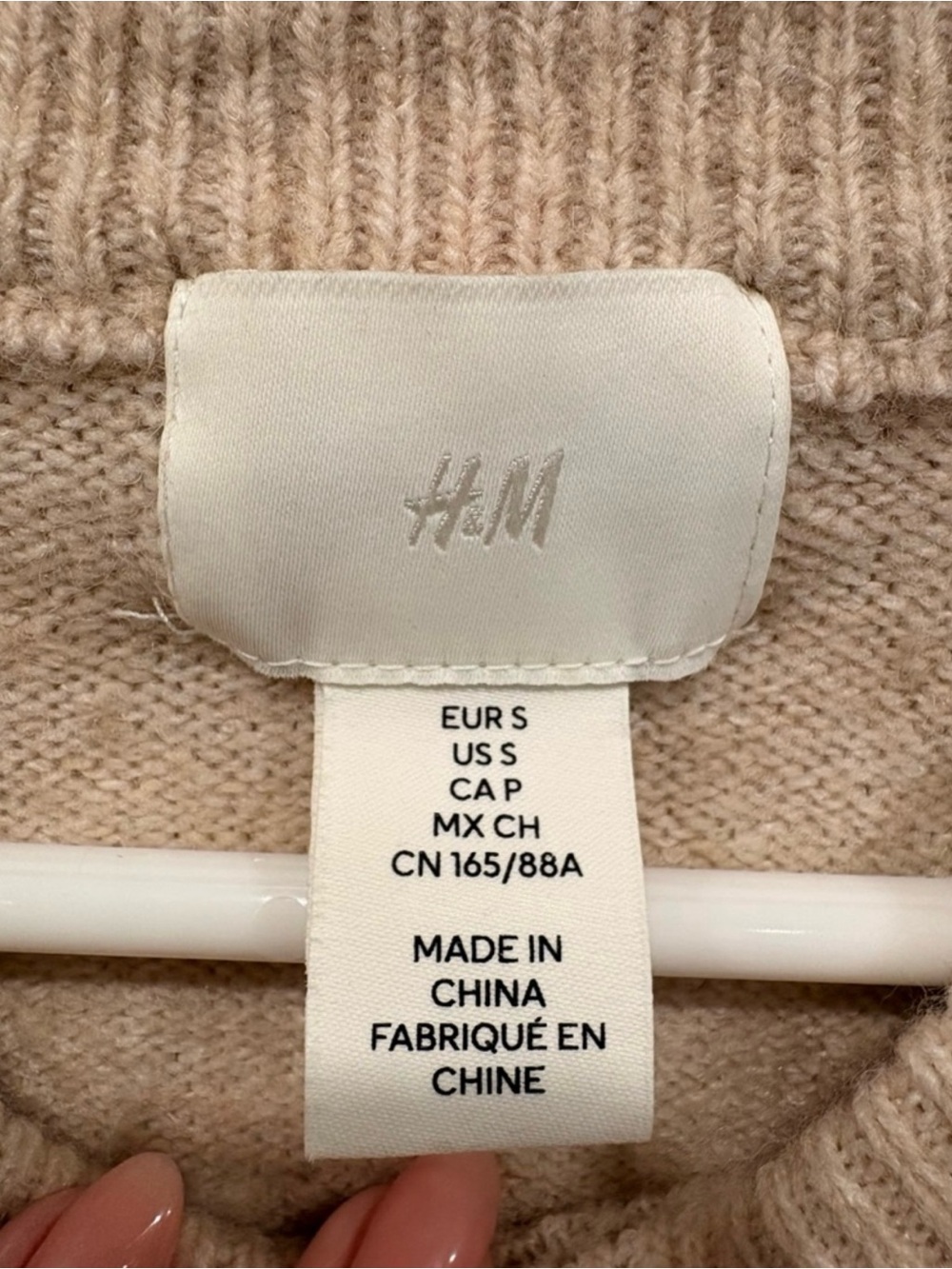 455. H&M Cream Cable Knit Sweater with Soft Texture - Picture 2 of 3